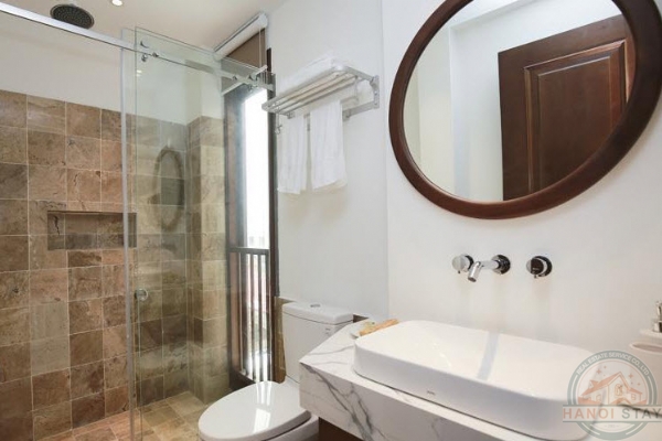Comfy 2 BR apartment for rent in Dang Thai mai str, Tay Ho 10