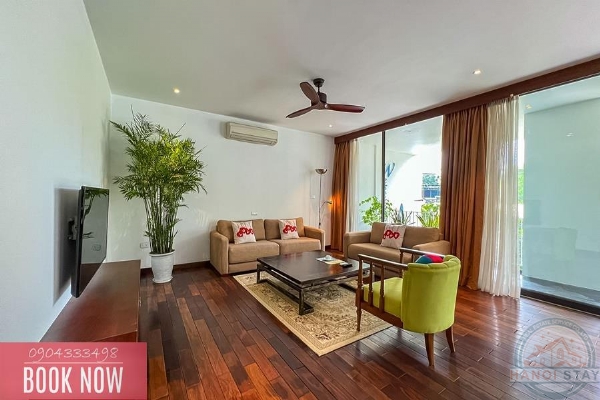 Contemporary Living: Rent this Spacious 3-Bedroom Apartment in Xom Chua, Near the Lake 4