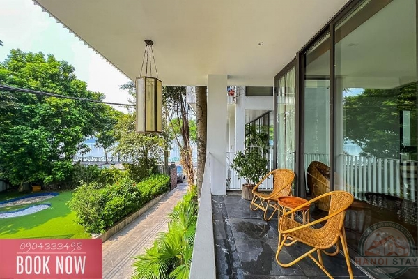 Contemporary Living: Rent this Spacious 3-Bedroom Apartment in Xom Chua, Near the Lake 14