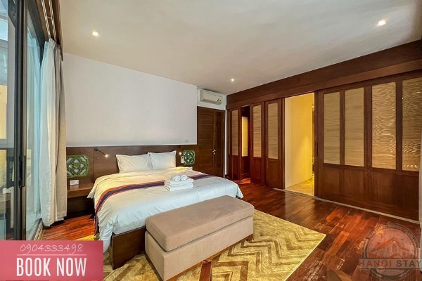 Contemporary Living: Rent this Spacious 3-Bedroom Apartment in Xom Chua, Near the Lake 17
