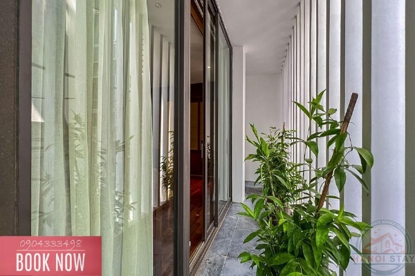 Contemporary Living: Rent this Spacious 3-Bedroom Apartment in Xom Chua, Near the Lake 22