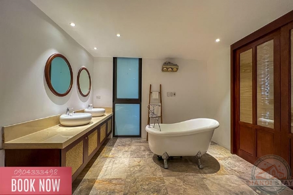 Contemporary Living: Rent this Spacious 3-Bedroom Apartment in Xom Chua, Near the Lake 26
