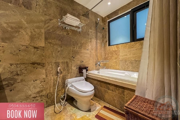 Contemporary Living: Rent this Spacious 3-Bedroom Apartment in Xom Chua, Near the Lake 31