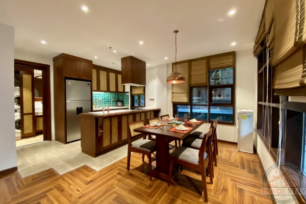 Contemporary Living: Rent this Spacious 3-Bedroom Apartment in Xom Chua, Near the Lake 7