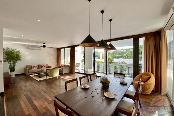 Contemporary Living: Rent this Spacious 3-Bedroom Apartment in Xom Chua, Near the Lake 9