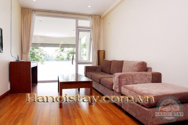 *Convenient Lake View Two Bedroom Apartment Rental in Quang An street, Tay Ho* 2