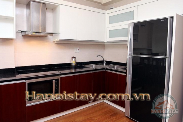 *Convenient Lake View Two Bedroom Apartment Rental in Quang An street, Tay Ho* 3
