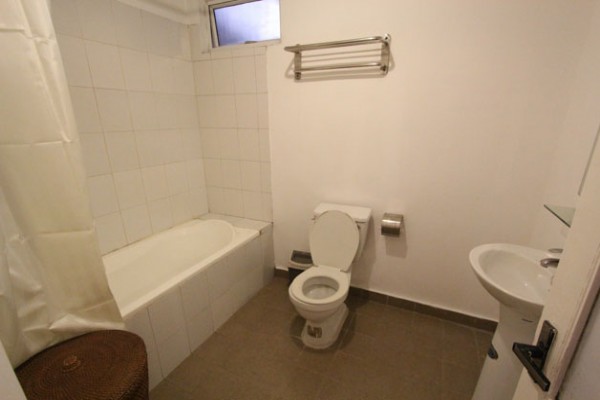 Convenient One bedroom Apartment in Nghi Tam Villa for rent 1