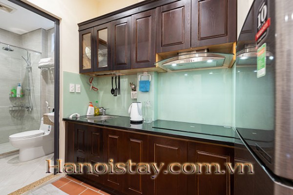 *Convenient One Bedroom Apartment Rental in Kham Thien street, Dong Da* 2