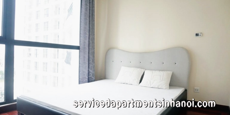 Convenient two bedroom Apartment for rent in R5 building, Vinhomes Royal City 4