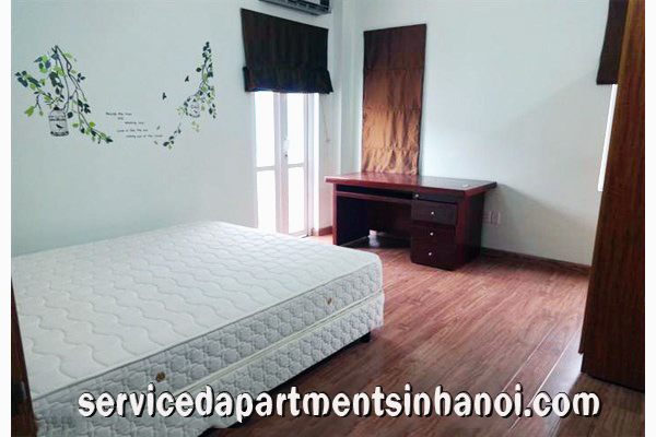 Convenient two bedroom apartment rental in Doi Can str, Ba Dinh 6
