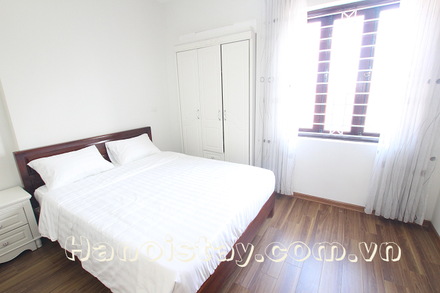 Cozy Studio Apartment Rental in Van Cao street, Ba Dinh 7