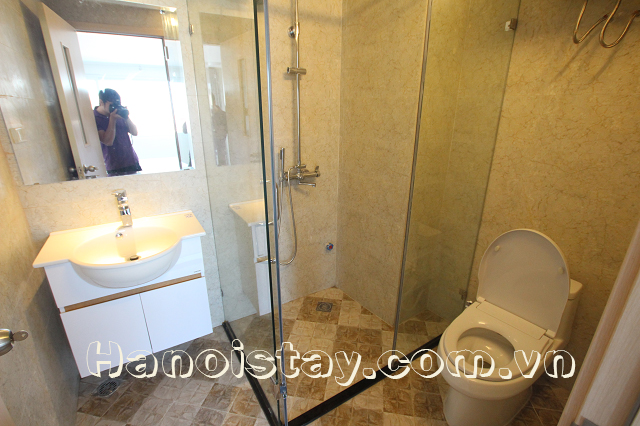 Cozy Studio Type Apartment Rental in Van Cao street, Ba Dinh 7