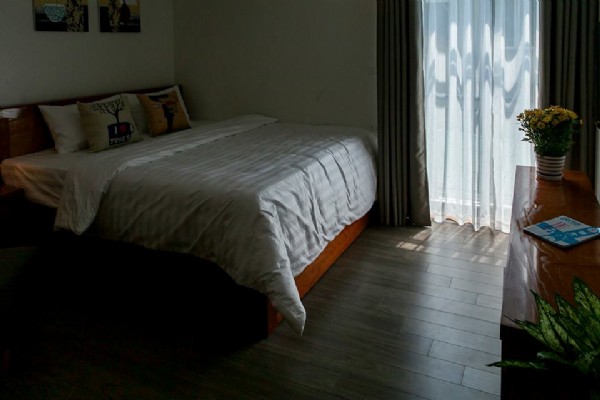 Cozy Studio Type Property Rental in Tu Hoa street, Tay Ho, Big Balcony 10