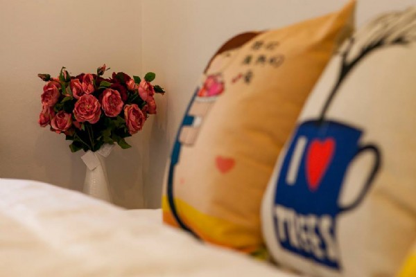 Cozy Studio Type Property Rental in Tu Hoa street, Tay Ho, Big Balcony 17