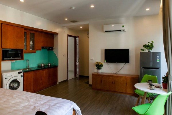 Cozy Studio Type Property Rental in Tu Hoa street, Tay Ho, Big Balcony 19