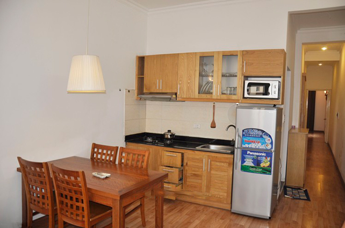 Cozy Two Bedroom Apartment Rental in Dao Tan str, Ba Dinh 3