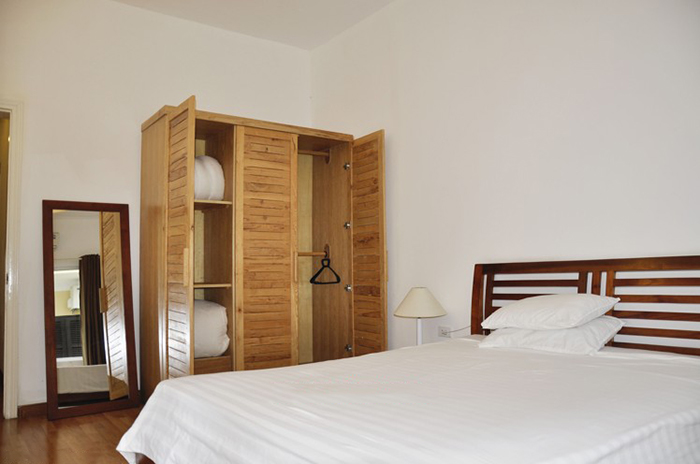 Cozy Two Bedroom Apartment Rental in Dao Tan str, Ba Dinh 4