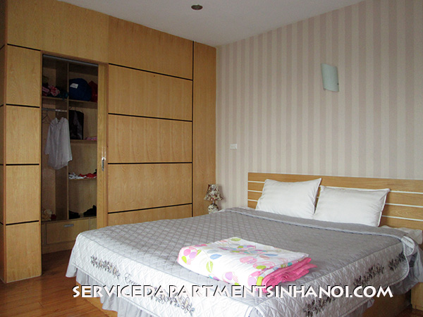 Cozy two bedroom flat with open balcony facing to Thu Le Lake 19
