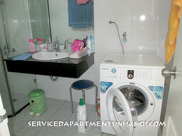 Cozy two bedroom flat with open balcony facing to Thu Le Lake 3