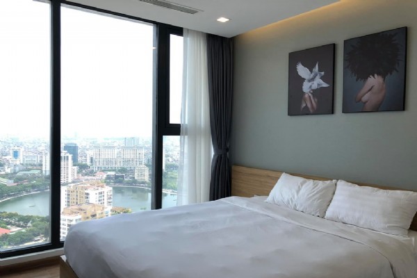 *Delight 4 Bedroom Apartment For Rent in Vinhomes Metropolis* 7
