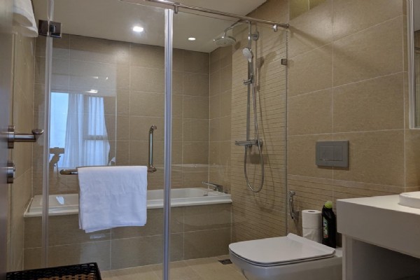 *Delight 4 Bedroom Apartment For Rent in Vinhomes Metropolis* 10