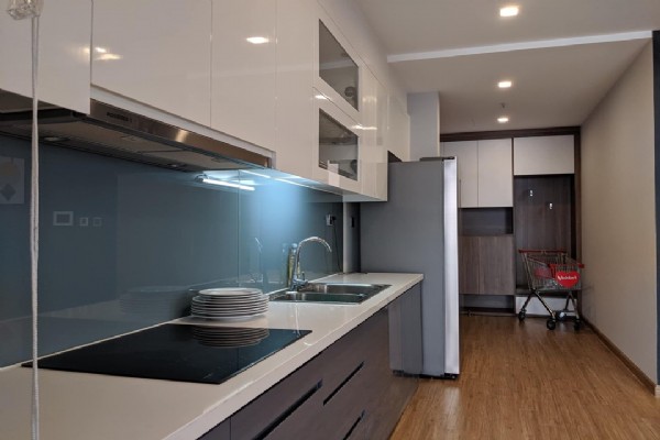 *Delight 4 Bedroom Apartment For Rent in Vinhomes Metropolis* 8