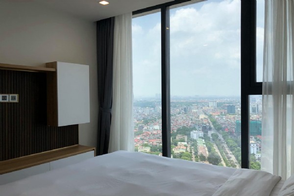 *Delight 4 Bedroom Apartment For Rent in Vinhomes Metropolis* 12