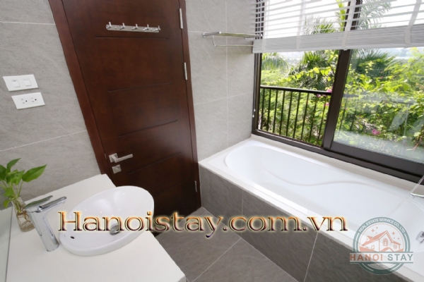 *Delightful and modern Apartment in Trinh Cong Son str, Tay Ho, Excellent Value Accommodation* 12