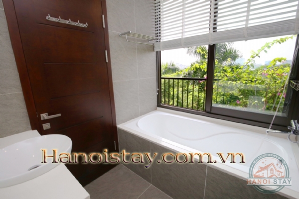 *Delightful and modern Apartment in Trinh Cong Son str, Tay Ho, Excellent Value Accommodation* 18