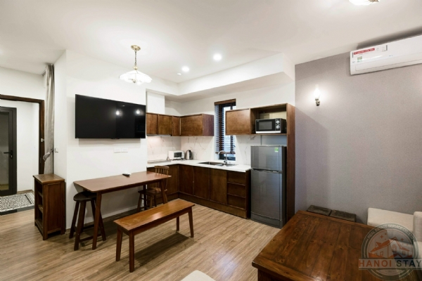 Delightful bright and airy 01 BR apartment for rent in Tu Hoa str, Tay Ho 6