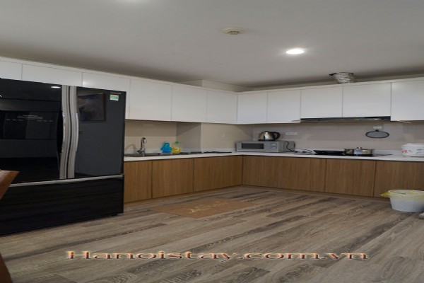 *Deluxe 2 Bedroom Property For Rent in HongKong Tower, Center of Ba Dinh* 6
