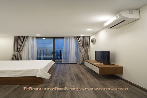 *Deluxe 2 Bedroom Property For Rent in HongKong Tower, Center of Ba Dinh* 10