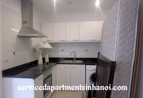 Deluxe decoration apartment for rent in Dang Thai Mai street, Tay Ho 3