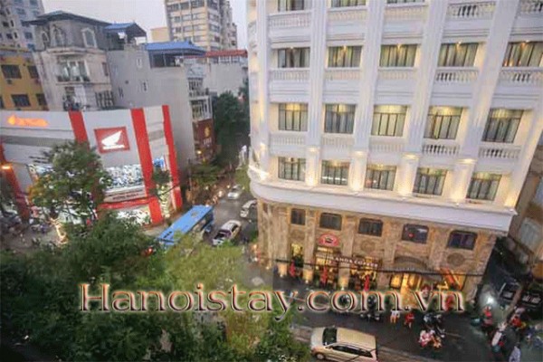 DELUXE & HARMONY Apartment in HAI BA TRUNG District, Center of Hanoi -