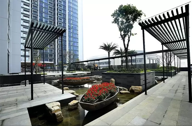 *Deluxe Three Bedroom Apartment For Rent in Vinhomes Metropolis* 12