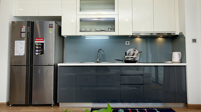 *Deluxe Three Bedroom Apartment For Rent in Vinhomes Metropolis* 18