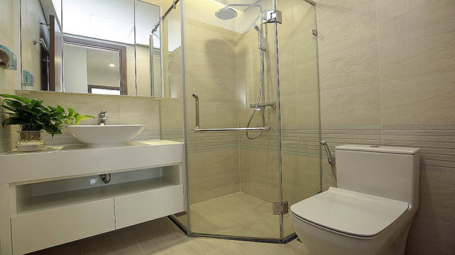 *Deluxe Three Bedroom Apartment For Rent in Vinhomes Metropolis* 23