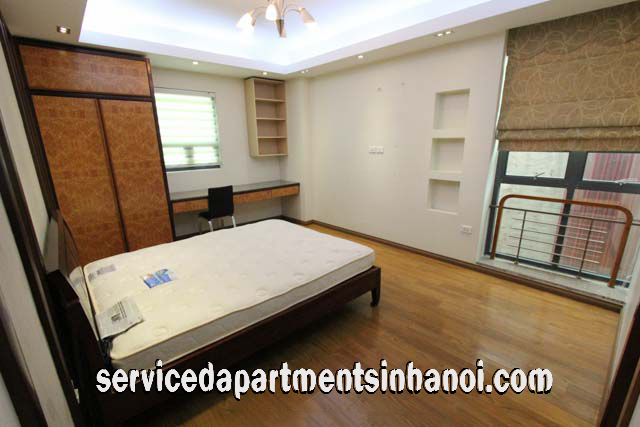 Deluxe Three bedroom apartment rental In Doi can St, Ba Dinh 15