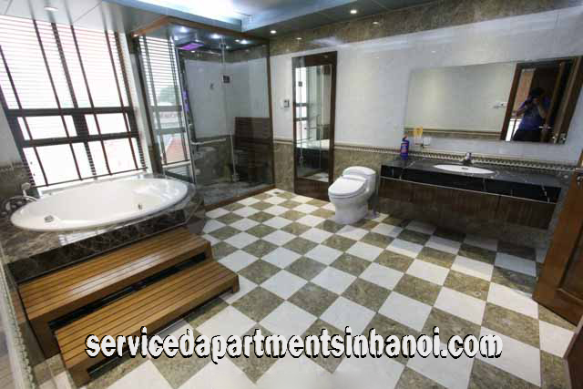 Deluxe Three bedroom apartment rental In Doi can St, Ba Dinh 16