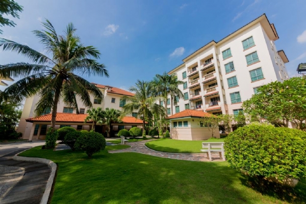DIAMOND WESTLAKE SUITES (Sedona Suites Hanoi): Luxury Villa Rentals & Mansion for Rent