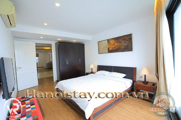 *Direct Lake Front Three Bedroom Apartment for rent in Tu Hoa street, Tay Ho* 16