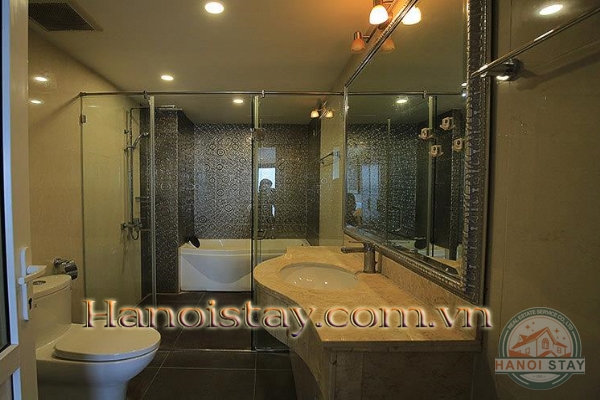 *Direct Lake Front Three Bedroom Apartment for rent in Tu Hoa street, Tay Ho* 20