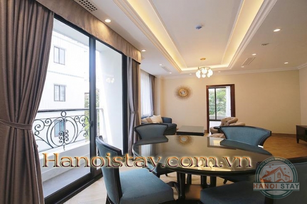 *Direct Lakefront One Bedroom Apartment Rental in Yen Phu Village, Tay Ho* 2