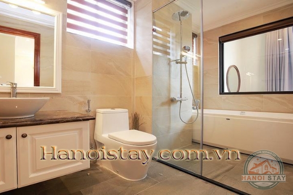 *Direct Lakefront One Bedroom Apartment Rental in Yen Phu Village, Tay Ho* 3