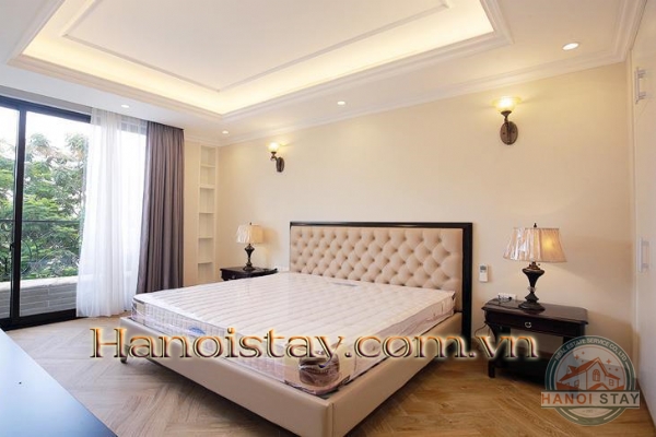 *Direct Lakefront One Bedroom Apartment Rental in Yen Phu Village, Tay Ho* 7