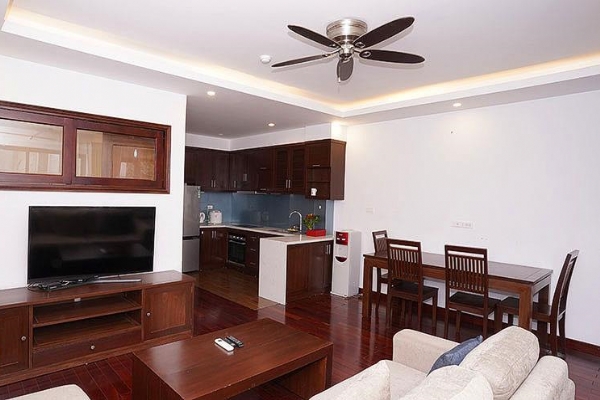 *Elegant 2 bedroom apartment with full amenities in Tay Ho, Near Somerset West Point Hanoi*
