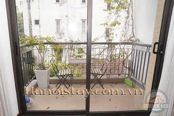 *Elegant 2 bedroom apartment with full amenities in Tay Ho, Near Somerset West Point Hanoi* 5