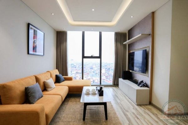 Elegant 2BR Apartment in Giang Vo, Ba Dinh: Luxury with Gym & Pool 4