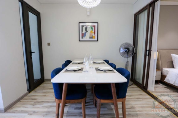 Elegant 2BR Apartment in Giang Vo, Ba Dinh: Luxury with Gym & Pool 9